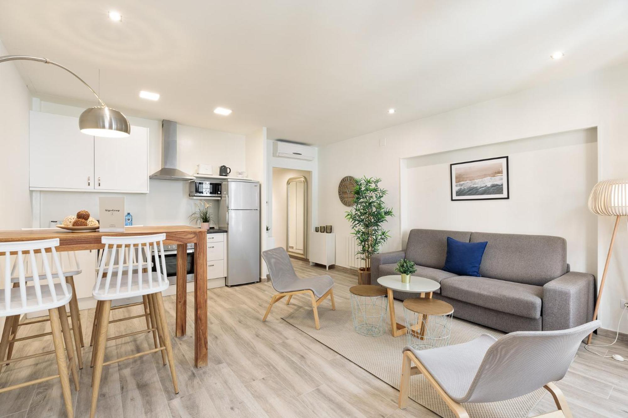 Sitges Group Blue&White Apartment Bagian luar foto