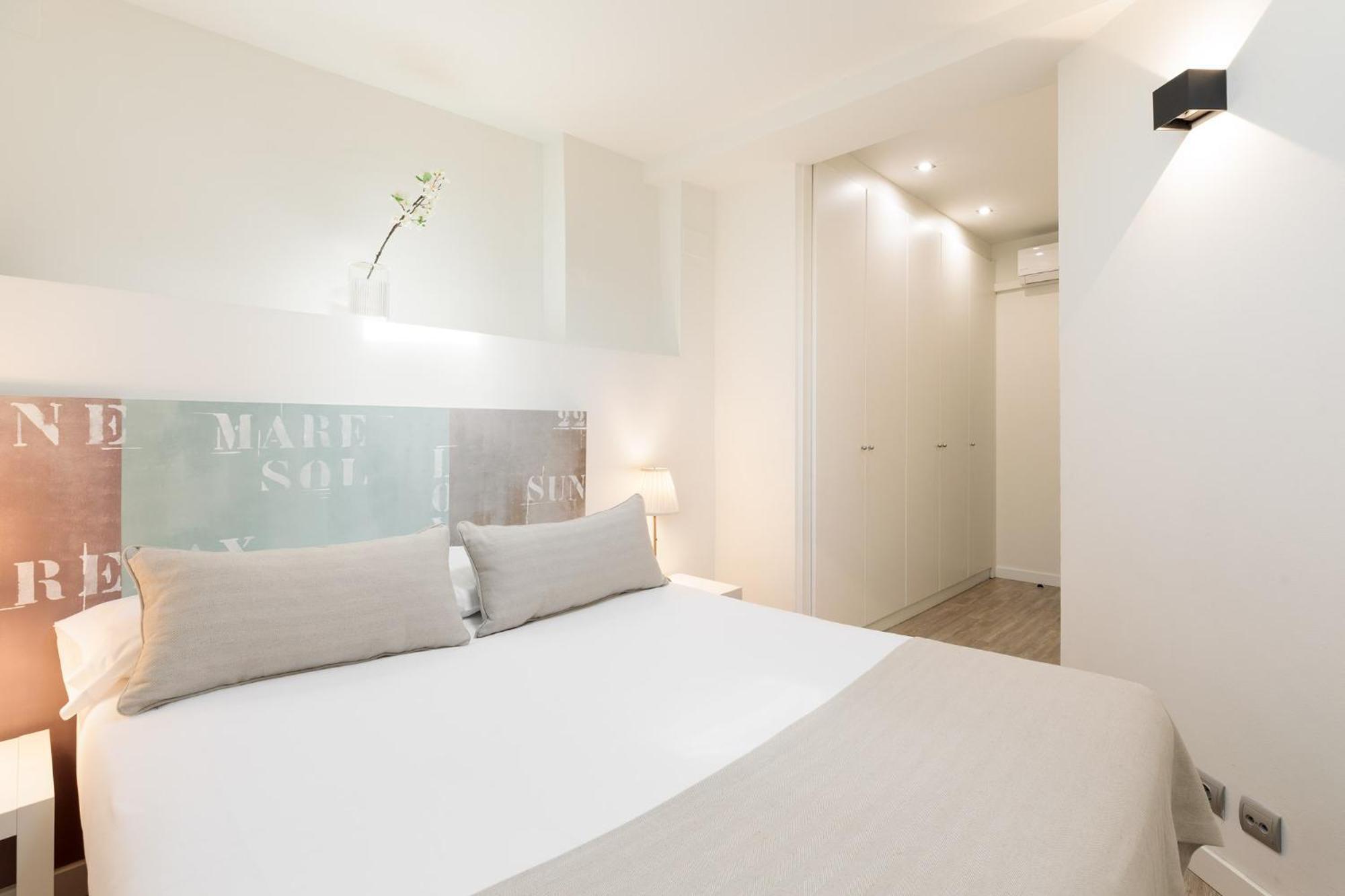 Sitges Group Blue&White Apartment Bagian luar foto