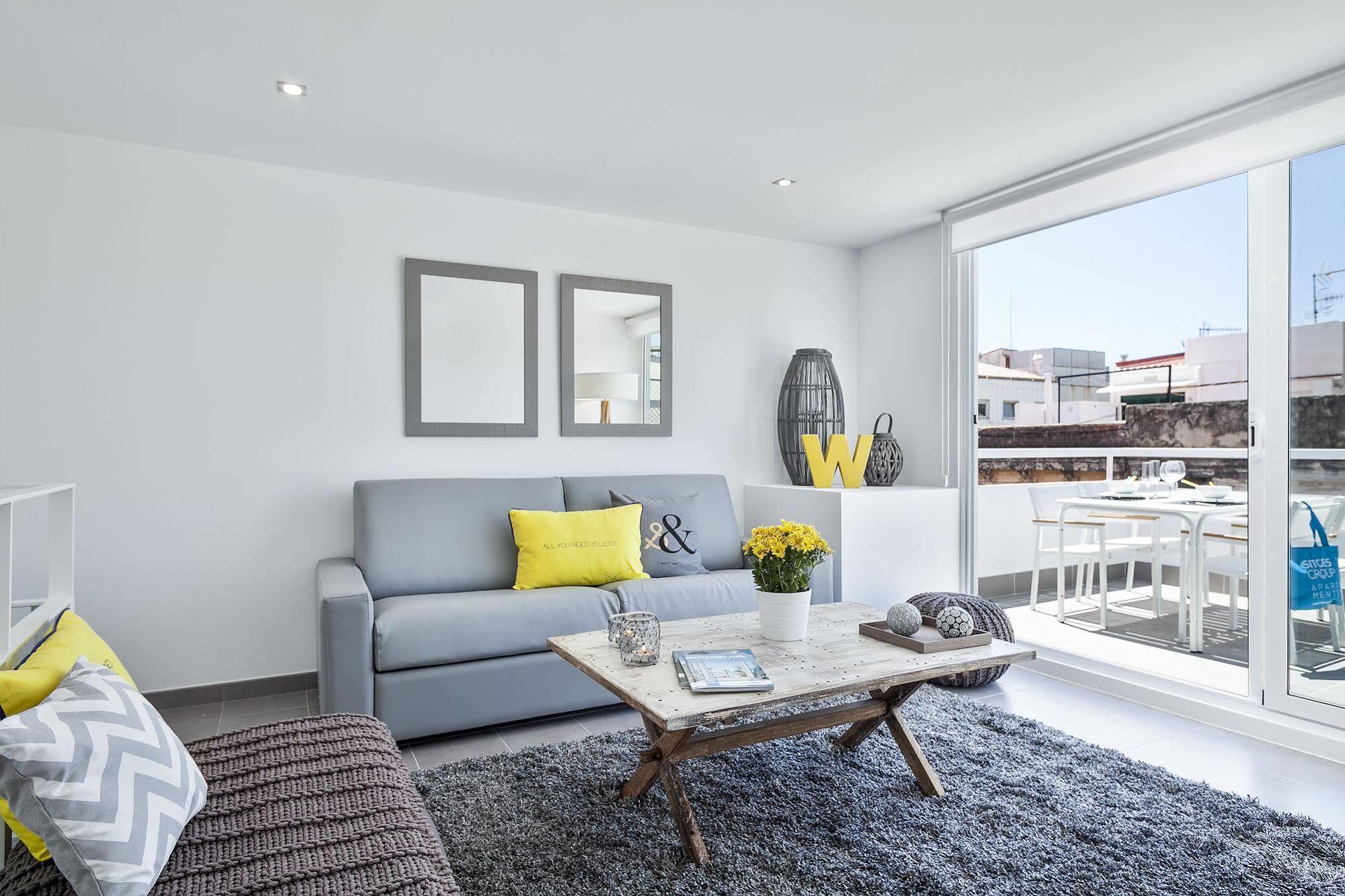 Sitges Group Blue&White Apartment Bagian luar foto
